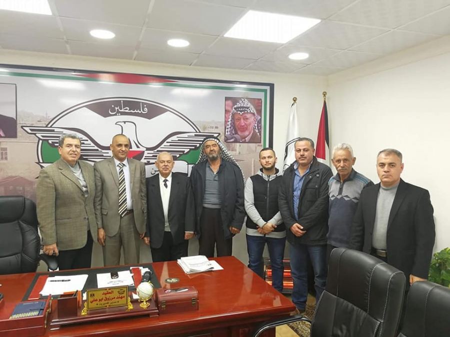 وفد من عشيرة ال جرار يلتقي مدير جهاز الامن الوقائي