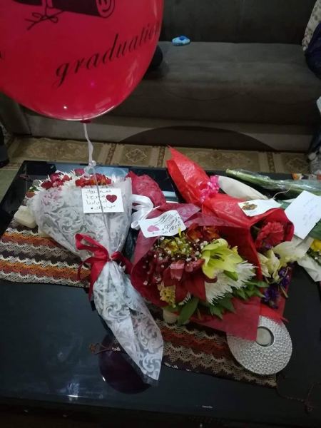 تهنئة بمناسبة تخرج اسيل و لاما كمال يوسف جرار