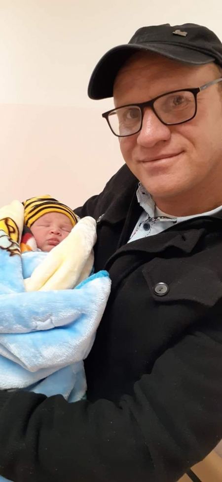 الف مبارك المولود عمر بلال جرار