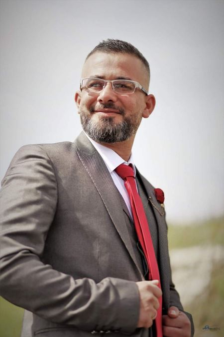 نهنئ ابن العم العزيز احمد عادل جرار بمناسبة زفافه