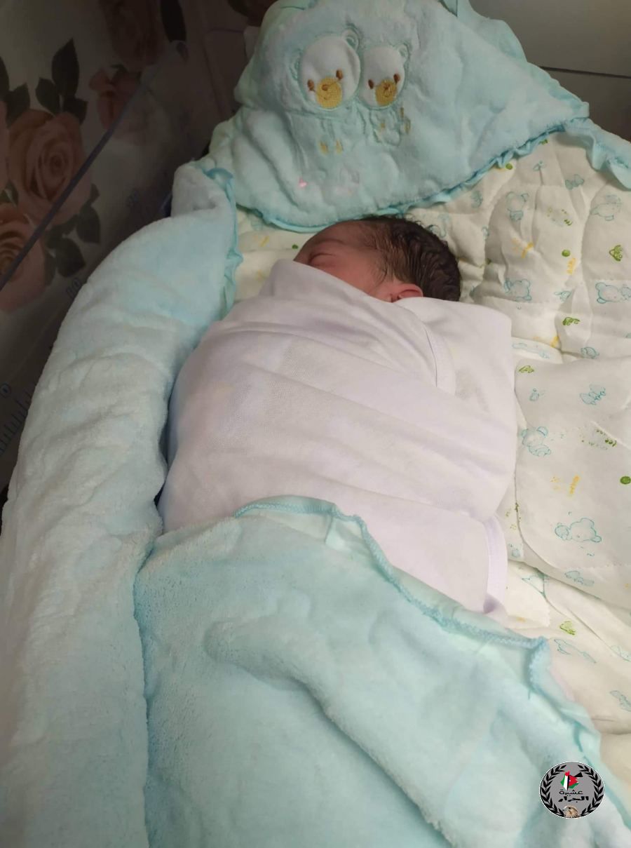 الف مبارك المولود ينال طارق زياد عبدالرزاق جرار