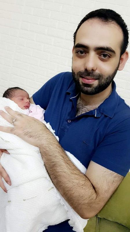 تهنئة لابن العم نور خليل محمد ناجح جرار بمناسبة قدوم المولودة"لانا" 