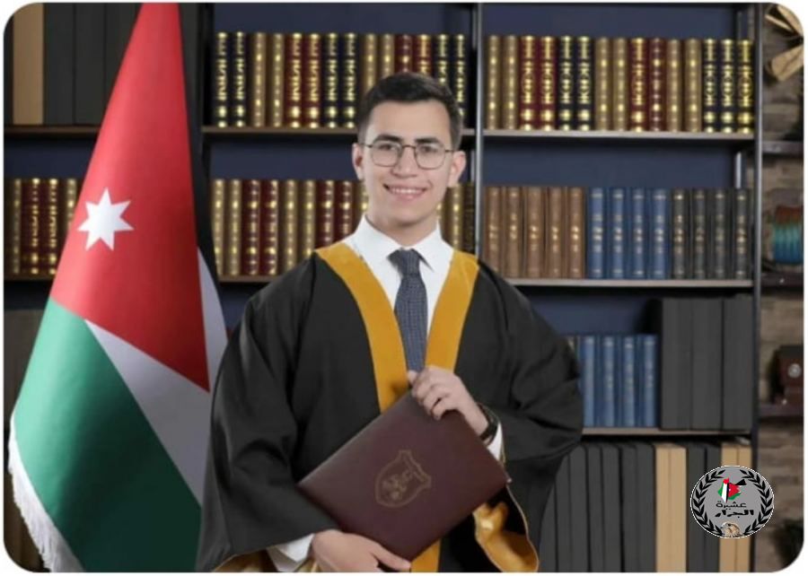 الطبيب زيد مهند جرار يختتم دراسته في كلية الطب بمعدل 4.0