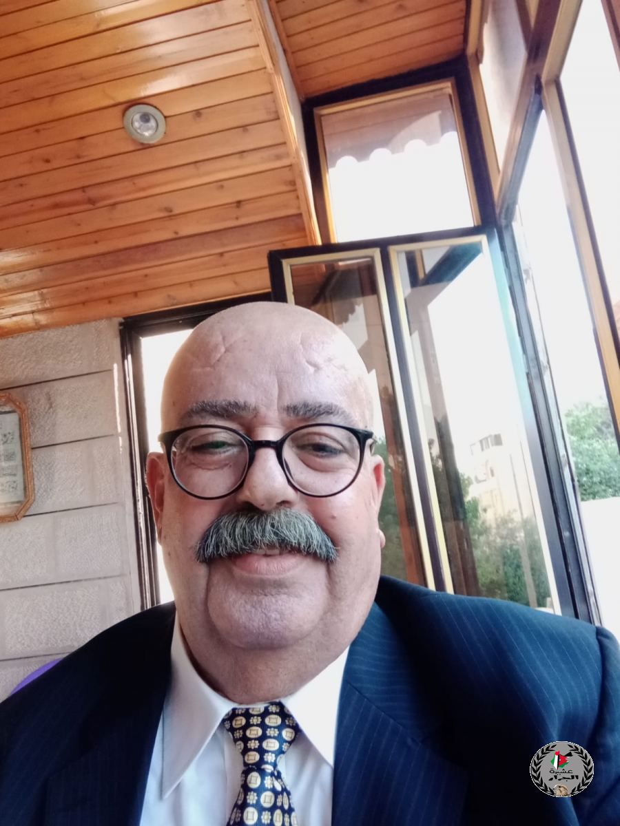 نهنئ ابن العم محمود محمد ظاهر جرار بمناسبة الزفاف 