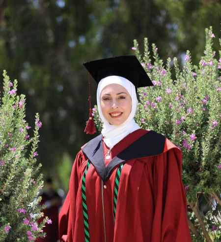 نهنئ الأستاذة شيرين ابراهيم جرار تهنئة لتخرج ماجستير بإمتياز في تخصص العلوم الجنائية من الجامعة العربية الأمريكية