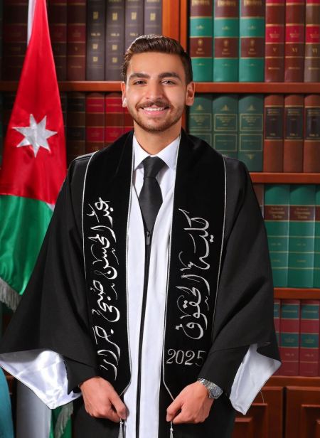 نهنئ ابن العم عبدالمحسن صبحي جرار بمناسبة التخرج 