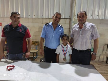 جنين - فوز " حلا خالد وليد جرار " بالمركز الثاني سباحة ظهر و الثالث سباحة حرة