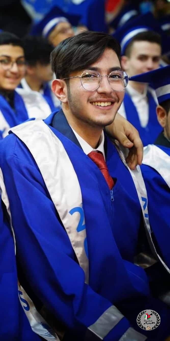 نهنئ ابن العم عبد الرحمن مهند خالد جرار بمناسبة نجاحه بالثانوية العامة فرع العلمي بمعدل ٩٢.٢٥%