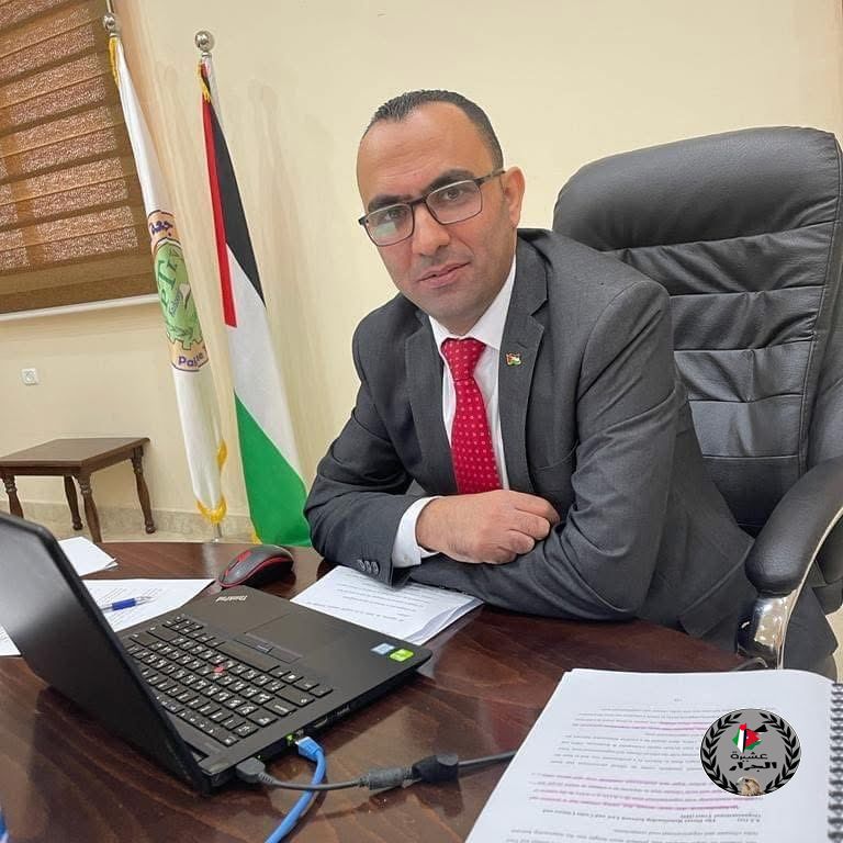 نهنئ ابن العم الدكتور طارق توفيق محمد جرار بمناسبة تكليفه رئيسا لقسم أدارة ألأعمال والاقتصاد في جامعة فلسطين التقنية خضوري