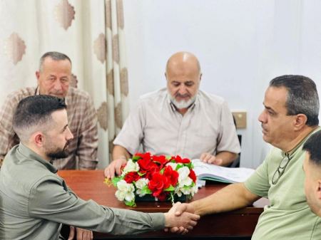 نهنئ ابن العم يزن عبدالسلام محمد جرار بمناسبة الخطوبة